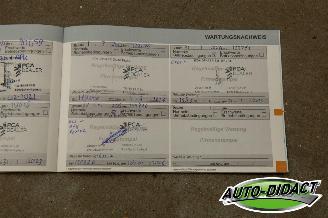 Peugeot 3008 1.2 PureTech Clima Navi Camera Style picture 30