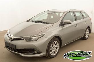 Unfallwagen Toyota Auris Touring Sports 1.2 Clima Navi Camera 85kw Comfort 2018/7