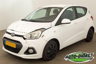 Schadeauto Hyundai I-10 1.0i Airco 111.946 km 2014/3