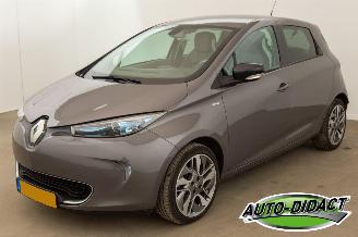 Schadeauto Renault Zoé 41kWh Koopaccu Automaat Navi Camera Clima 2017/2