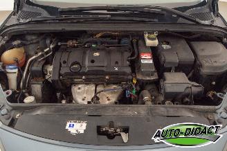 Peugeot 307 1.6-16V Clima Oxygo picture 34