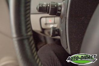 Renault Scenic 1.6-16V Tech Line Clima Navi picture 19