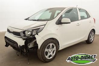 damaged passenger cars Kia Picanto 1.0 DPi Airco ComfortLine 2022/11
