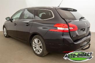Peugeot 308 1.6 Active Clima Navi Camera Pano picture 3