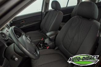 Kia Carens 2.0 CVVT Clima 7p. X-ecutive picture 23