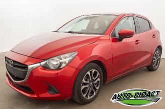 Coche accidentado Mazda 2 1.5 66 KW  Airco Navi Ambition 2017/8