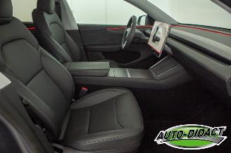 Tesla Model Y Premium 75 kWh Long Range AWD verrijdbaar picture 16