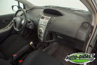 Toyota Yaris 1.3 VVTi Sol Airco picture 15