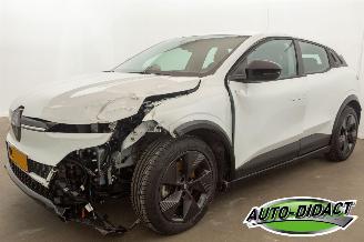 Voiture accidenté Renault Mégane E-Tech No Active crash mode Urban Range Evolution 40 kWh 2025/5