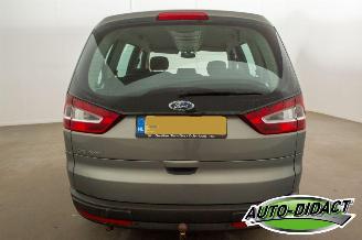 Ford Galaxy 2.0-16V Ghia Motorschade picture 38