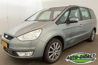 Coche accidentado Ford Galaxy 2.0-16V Ghia Motorschade 2009/3