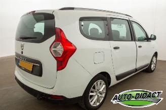 Dacia Lodgy 1.3 TCe Comfort 7p. Motorschade picture 4