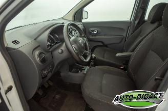 Dacia Lodgy 1.3 TCe Comfort 7p. Motorschade picture 24
