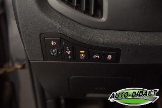 Kia Sportage 1.6 GDI Clima X-ecutive Plus Pack picture 14