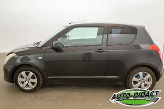 Suzuki Swift 1.5 GLS Airco picture 32