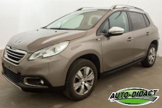 uszkodzony samochody osobowe Peugeot 2008 1.2 60kW Navi Clima Access 2016/4