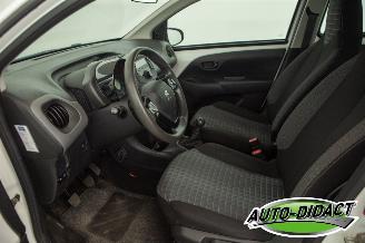 Peugeot 108 1.0 e-VTi Airco 103.776 km NAP Active picture 24