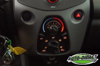 Peugeot 108 1.0 e-VTi Airco 103.776 km NAP Active picture 9