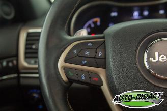 Jeep Grand-cherokee 3.0 CRD 184kW Automaat Pano Navi Camera Leder  Overland picture 13