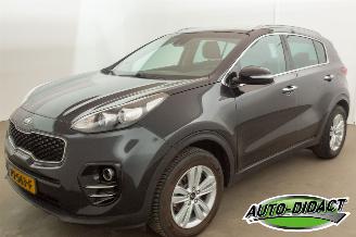 Coche accidentado Kia Sportage 1.6 GDI Clima Navi Camera DynamicLine 2017/7