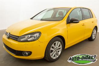 Coche accidentado Volkswagen Golf 1.6 TDI Automaat Navi Clima 2011/11