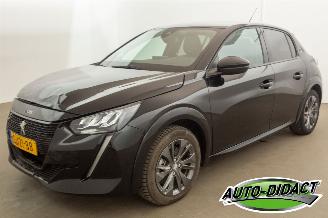 Vaurioauto  passenger cars Peugeot e-208 EV 50 kWh Allure Pack 2023/1
