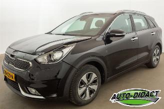 Voiture accidenté Kia Niro 1.6 GDi Hybrid Automaat 62.876 km NAP  DynamicLine 2017/7