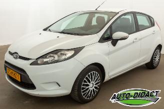 krockskadad bil auto Ford Fiesta 1.25 Airco Limited 2009/4
