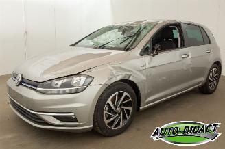 Schadeauto Volkswagen Golf 1.5 TSI Automaat Navi Camera Clima Comfortline 2019/6