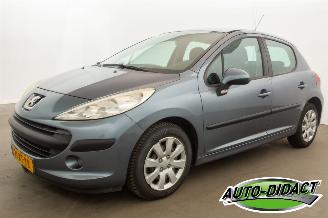 skadebil auto Peugeot 207 1.4-16V Airco Color-line 2007/10