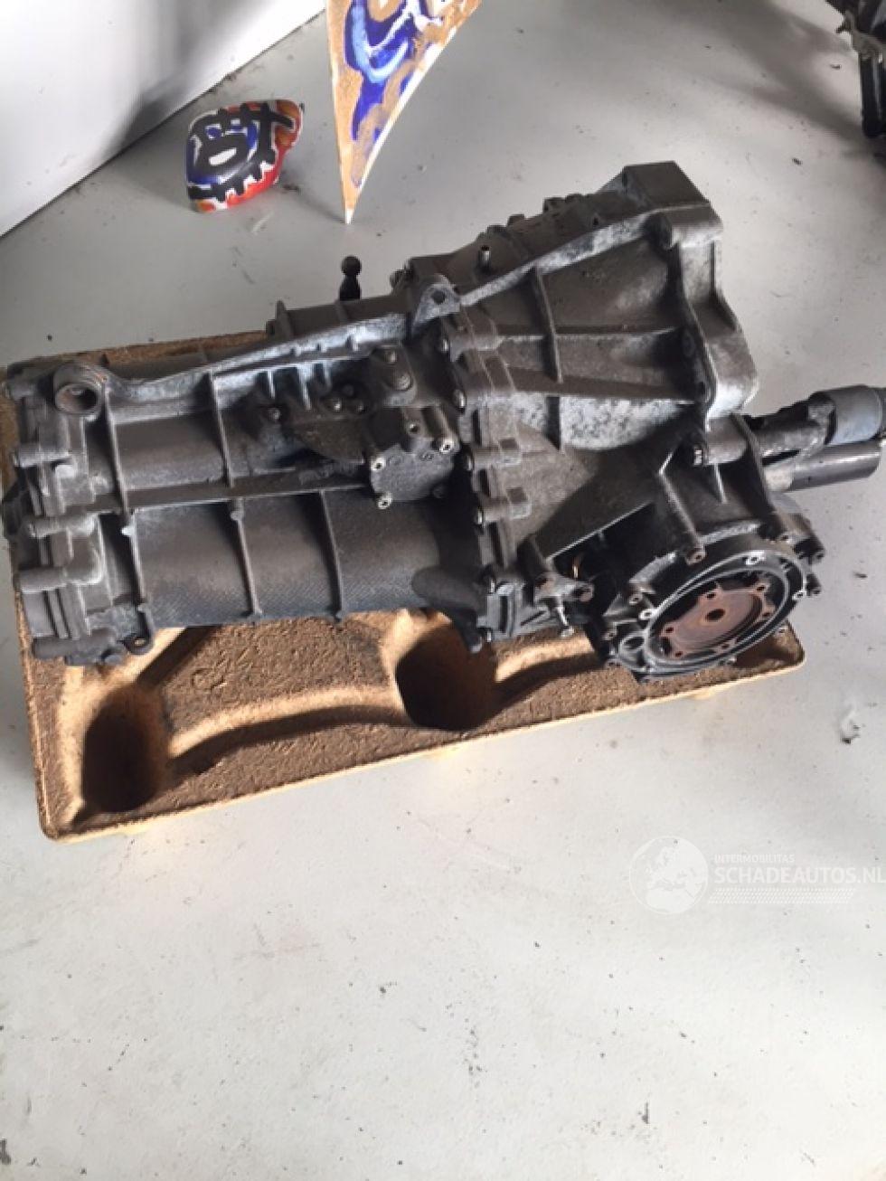 Audi A4 Versnellingsbak AUDI A4 1.8 TSI (B8)