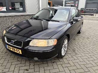 Volvo S-60 2.4D Momentum picture 10