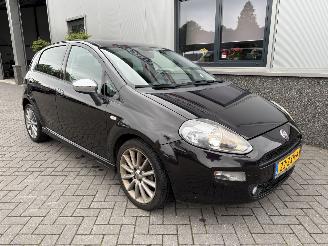 krockskadad bil auto Fiat Punto Evo 0.9 TwinAir Sport 2013/2