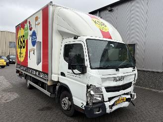 Unfall Kfz Van Fuso Canter Bakwagen 2017/3