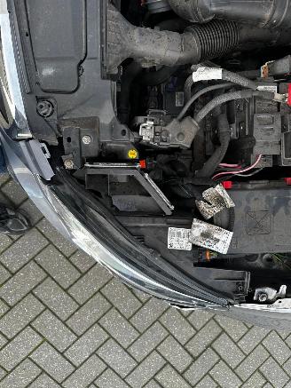 Peugeot 308 1.2 PureTech Allure Automaat picture 13