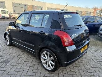 Suzuki Swift 1.3 Exclusive picture 11