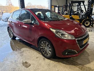 Peugeot 208 1.2 PureTech Automaat picture 28