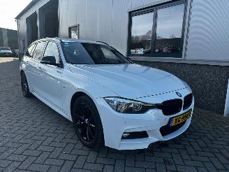 Avarii autoturisme BMW 3-serie 330i xDrive M Sport Edition 2019/1