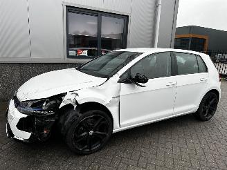 Volkswagen e-Golf e-Golf picture 46