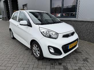 Auto incidentate Kia Picanto 1.0 CVVT ISG Plus Pack 2013/5