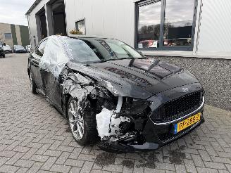 Voiture accidenté Ford Mondeo 1.5 ST Line 2017/6