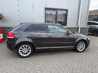 Audi A3 2.0 FSI Attraction picture 5