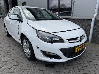 Opel Astra 1.4 Anniversary Edition picture 2