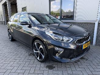 Voiture accidenté Kia Ceed 1.0 T-GDi DynamicLine 2018/11