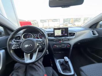 Kia Ceed 1.0 T-GDi DynamicLine picture 25