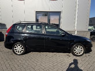 Hyundai I-30 1.4 i-Motion picture 3