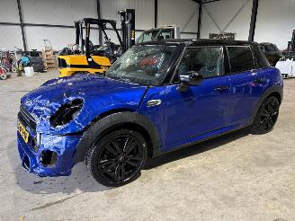 Mini Cooper 1.5 Cooper Dalston Edition picture 21