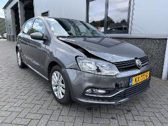  Volkswagen Polo 1.2 TSI Comfortline Connected Series 2017/2