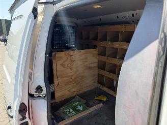 Volkswagen Caddy 1.6 TDI Maxi picture 13