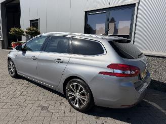 Peugeot 308 308 SW 1.2 PureTech Allure Automaat picture 27